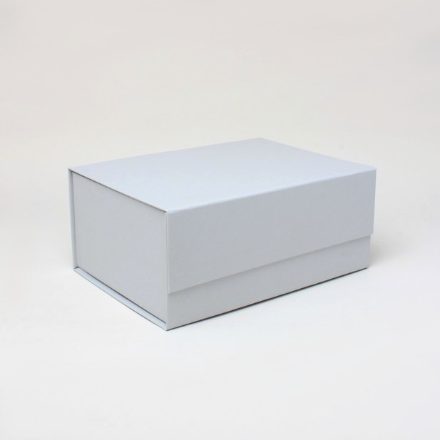 Hamper gift box in dove grey