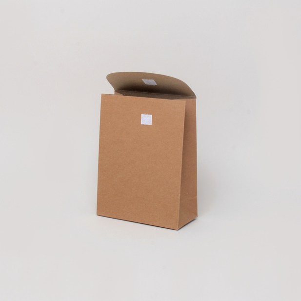 Kraft flat pack gift box with velcro fastening