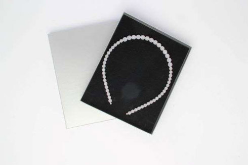 Silver wholesale gift box for jewellery with beaded headband