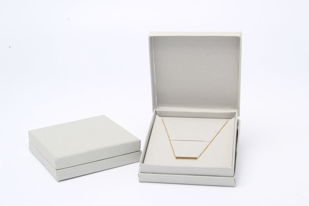 Dove grey jewellery box for necklaces