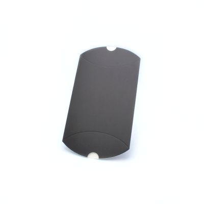 13x12.5x5cm. Black pillow pack