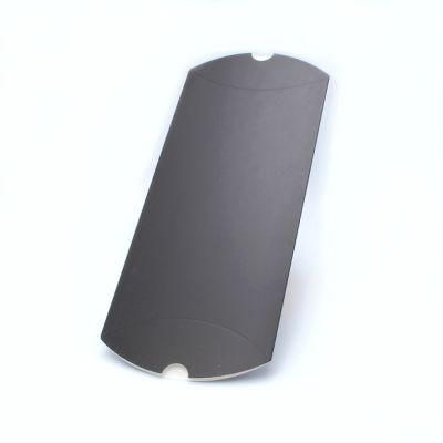 25x12.5x5cm. Black pillow pack