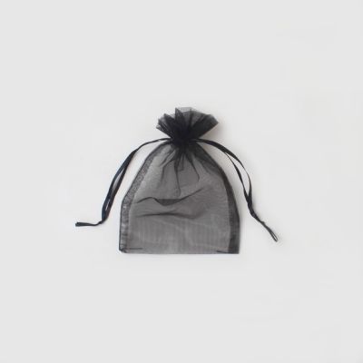 15x11cm. Black organza bag.