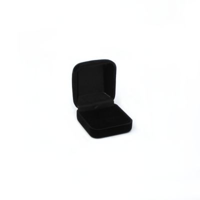 Ring box. 5.5x5x3.5cm. Black flocked hinged gift box