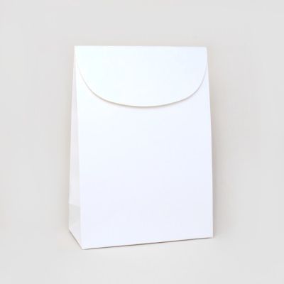27x19x9cm. White velcro gift box