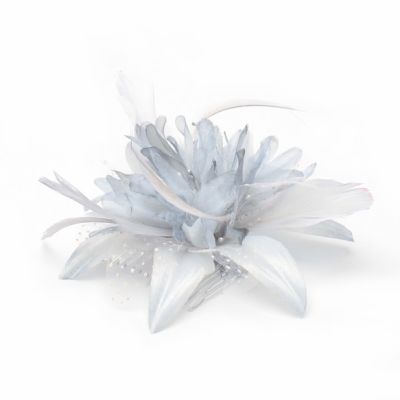 ©  Style Molly. Grey flower fascinator on a clear comb