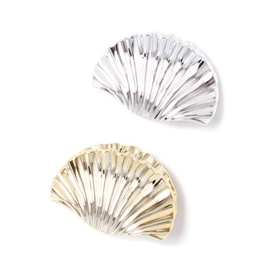 Plastic shell shaped clamp 6cm