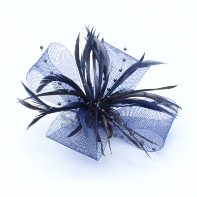 © Style Willow. Looped fascinator on a clip and pin