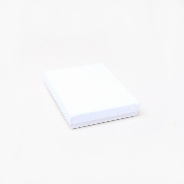 14x11x2.5cm. White gift box. main product photo