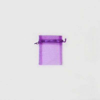 Size: 10x7.5cm Purple organza bag