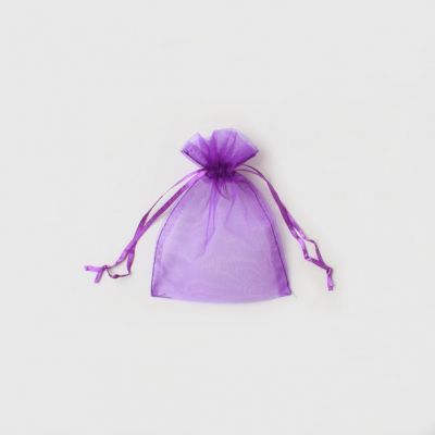 Size: 15x11cm Purple organza bag