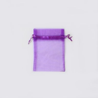 Size: 15x11cm Purple organza bag