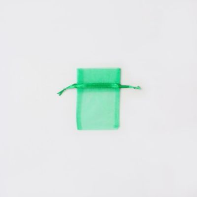 Size: 10x7.5cm Green organza bag