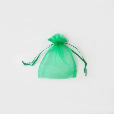 Size: 15x11cm Green organza bag