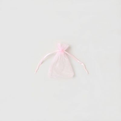 Size: 10x7.5cm Pink organza bag