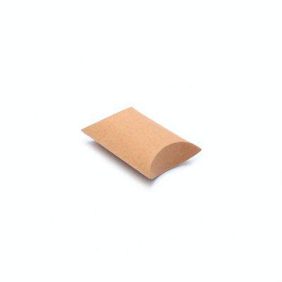 6.8x6x2.5cm. Brown kraft paper pillow pack