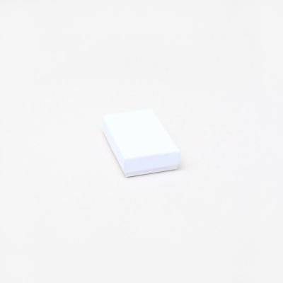 Cufflink / Earring box. 8x5x2cm. White gift box.