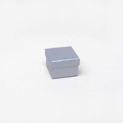 Ring box. 5x5x3.5cm. Silver / grey ring box.