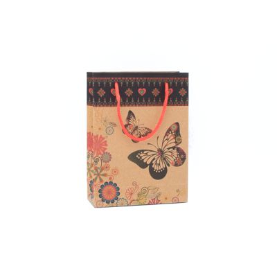 20x15x6cm. Floral butterfly print kraft gift bag