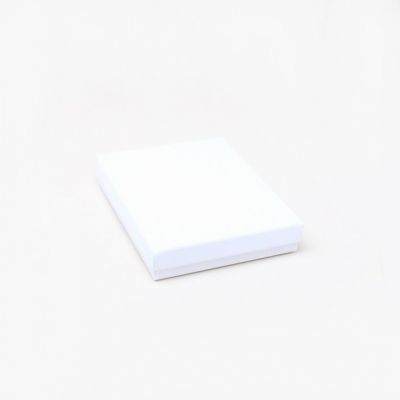 Size: 14x11x2.5cm White gift box