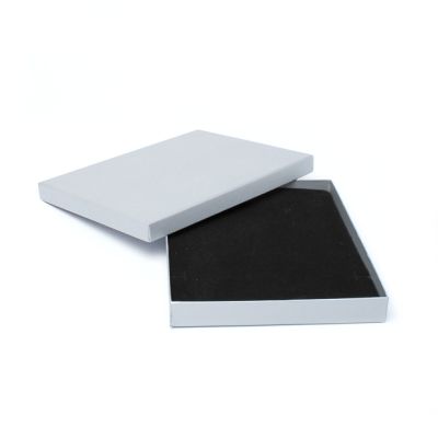 18x14x2cm. Silver Grey light sheen gift box.