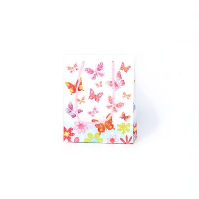 Size: 15x11x6cm Butterfly print gift bag