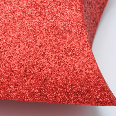 Size: 9x8x3cm Red glitter pillow pack box