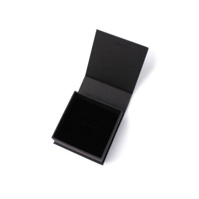 9x9x4.5cm Black Kraft gift box. Magnetic closure