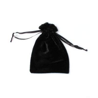 Size: 16x11.5cm Black velvet pouch