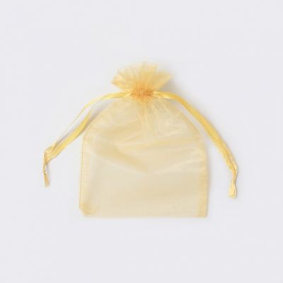 Size: 22x15cm Light gold organza bag
