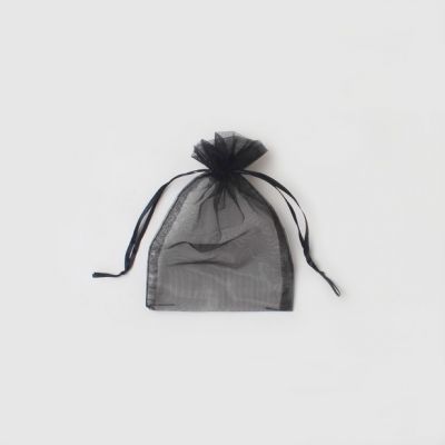 Size: 15x11cm Black organza bag
