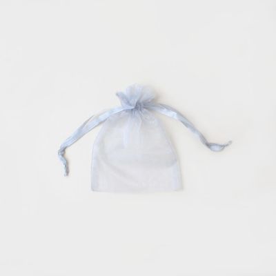 15x11cm. Silver Grey organza bag.