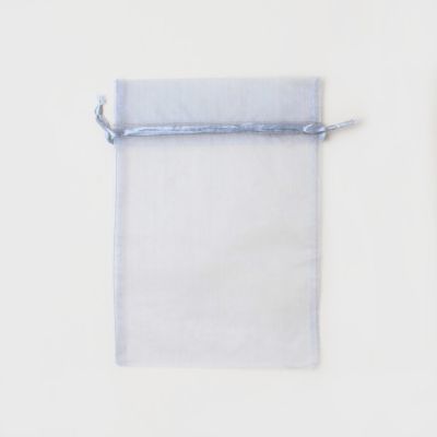 22x15cm. Silver Grey organza bag.