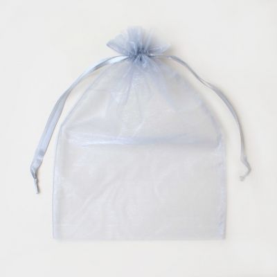 Size: 30x21cm Silver grey gift bag