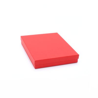 18x14x2.7cm. Red gift box.