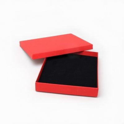Size : 18x14x2.7cm Red gift box *