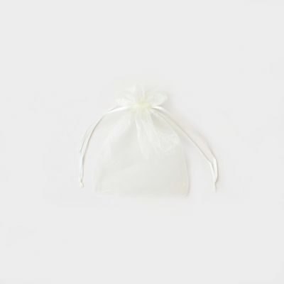 Size : 15x11cm Ivory organza gift bag