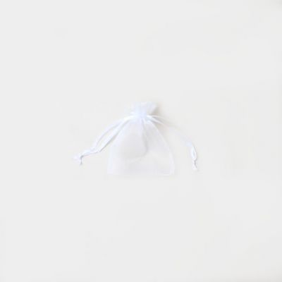 Size : 10x7.5cm White organza gift bag
