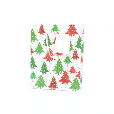 23x18x10cm. Christmas tree design gift bag with tag