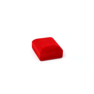 7.5x6x3cm. Red flocked hinged gift box