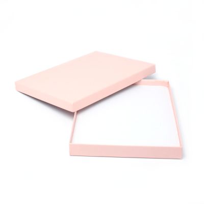 18x14x2cm. Pale Pink gift box.