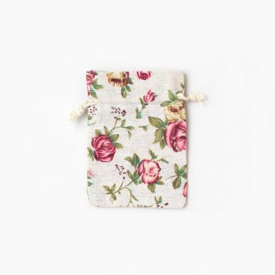 Size: 12x9cm Floral print cotton rich gift bag