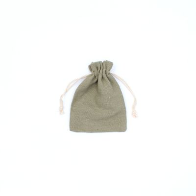 Size: 13x10cm Olive cotton rich drawstring bag.