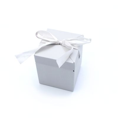 8.5x8.5x10cm. Dove Grey folding gift box with lid & ribbon tie