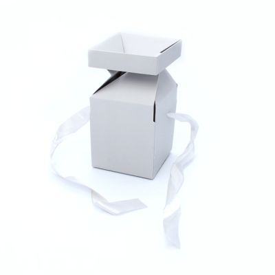 Bulk Clearance - 4,392pcs. Gift box with ribbon tie