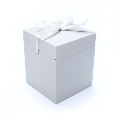 Size: 13x13x15cm. Dove Grey folding gift box with attached lid & ribbon tie
