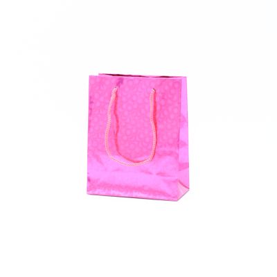Size: 14x11x6.5cm Pink Holographic gift bag*
