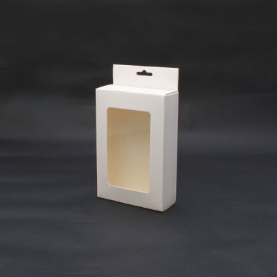 15x10x4cm. Off White gift box with window & Euro hole