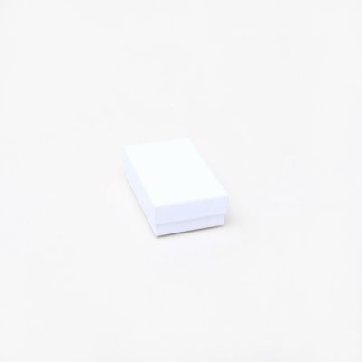 Cufflink / Earring box. 8x5x2.5cm. White gift box.