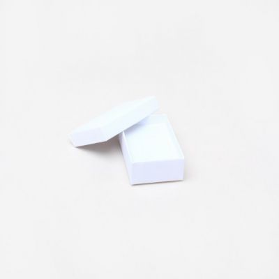 Cufflink / Earring box. 8x5x2.5cm. White gift box.